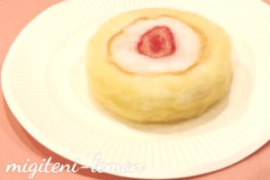 tedukuri-rollcake-youmou-felt-ichigo