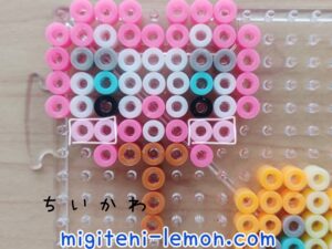 chiikawa-small-fan-handmade-beads